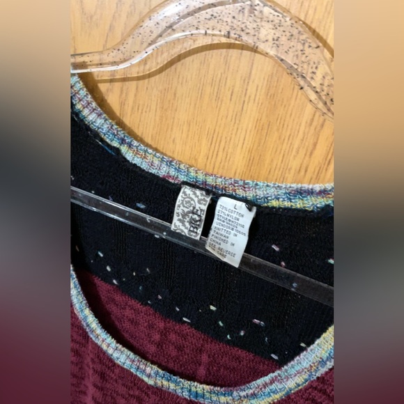 Women’s BKE Long Sleeve Multi-Colored Knit Shirt Size Large - Picture 6 of 6